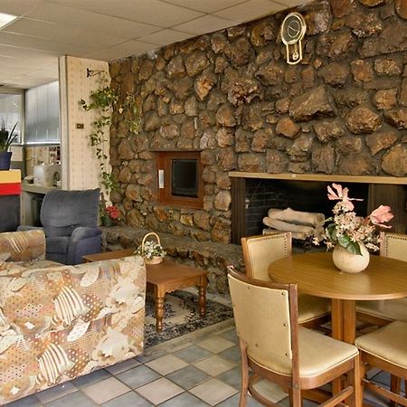 Peoria Inn Талса Екстер'єр фото